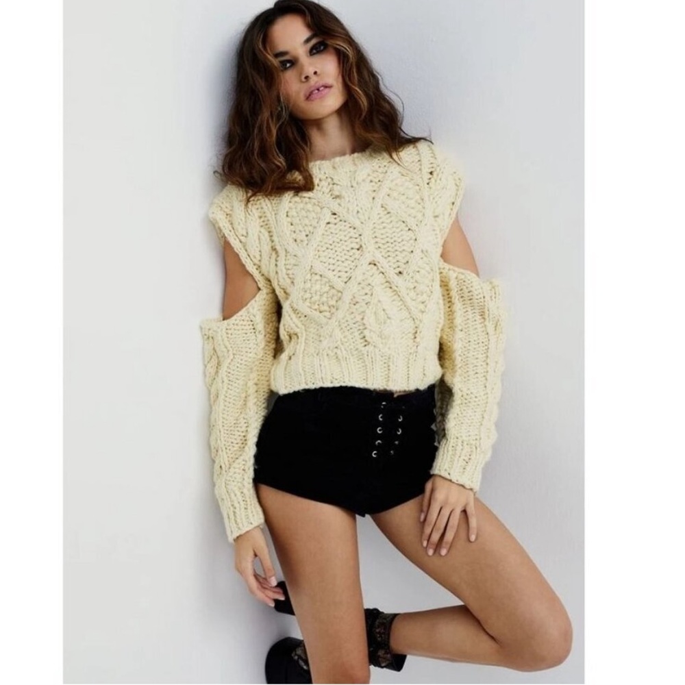 For Love & Lemons Cable Knit Sweater XL Butter Yellow Cold Shoulder Chunky NWT